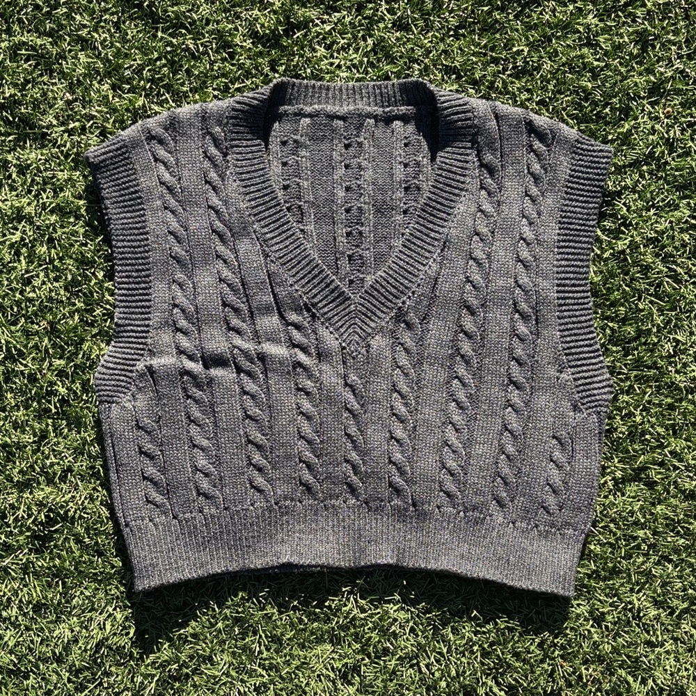 SHEIN Dark Gray Cable Knit V-Neck Sweater Vest